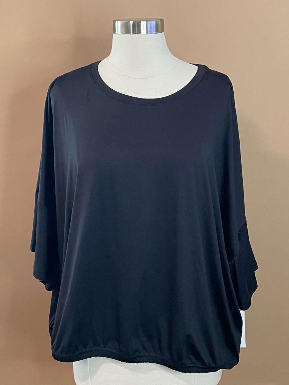 NWT Tek Gear Interrupter Cropped Tee 3X Black Open Back Cutout Workout Top